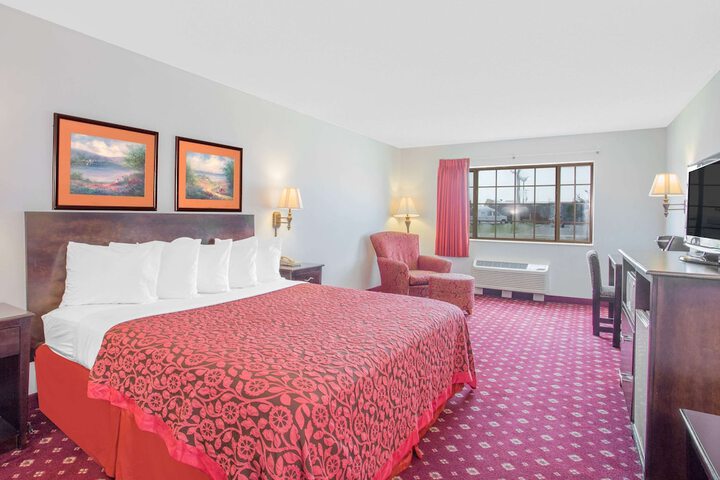 Room 15 of 35