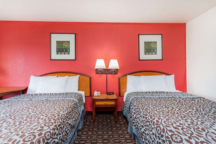 Room 19 of 25