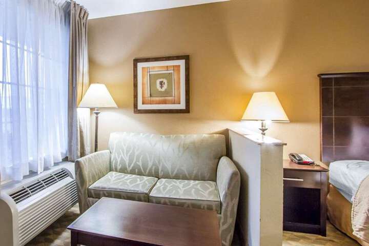 QUALITY INN AND SUITES