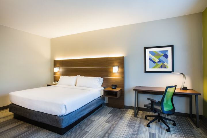 Room 19 of 47