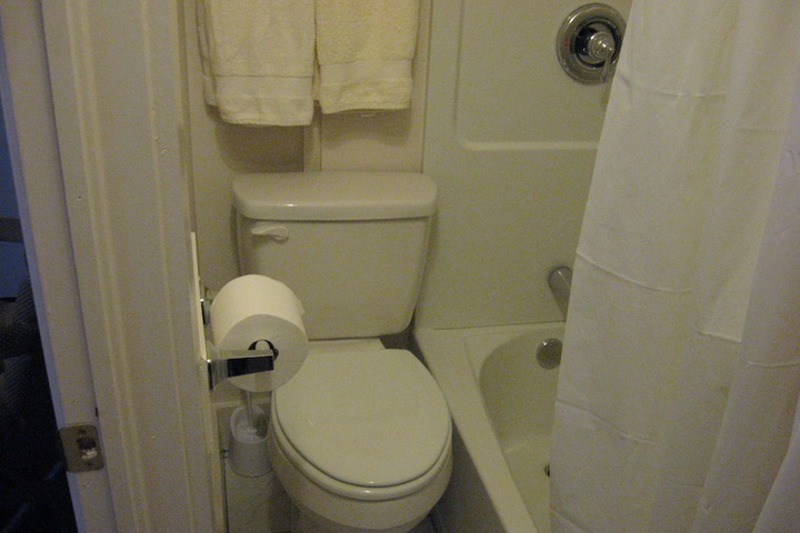 Room 43 of 112