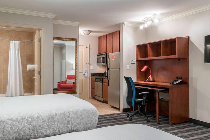 Room 16 of 30