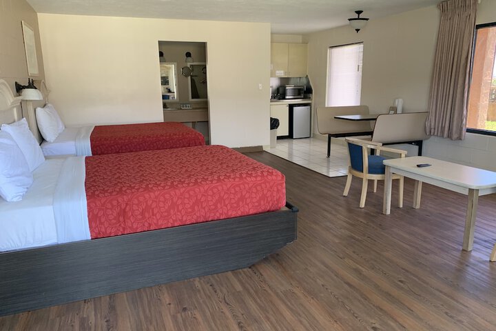 Room 53 of 73