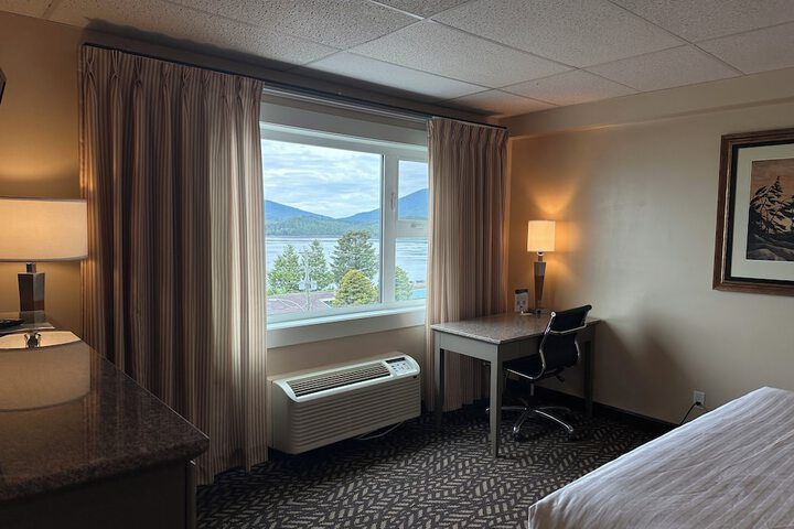 Room 19 of 41
