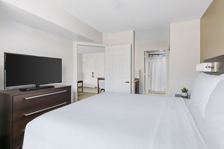 Room 32 of 55