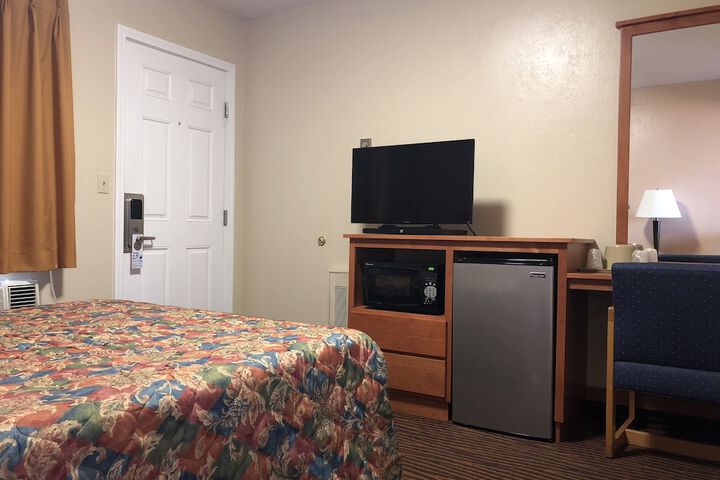 Evergreen Lodge