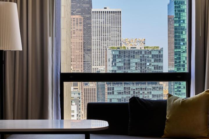 Hyatt Regency Chicago