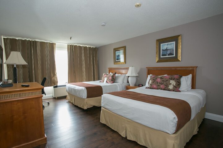 Room 32 of 85