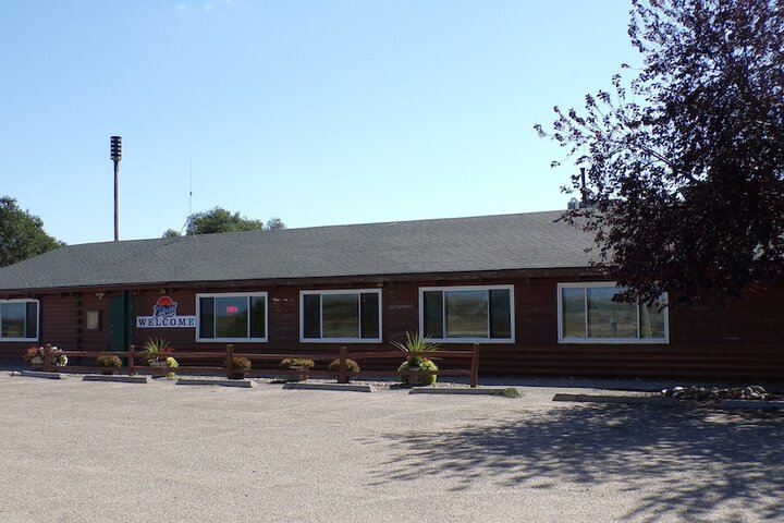 The Outpost Lodge