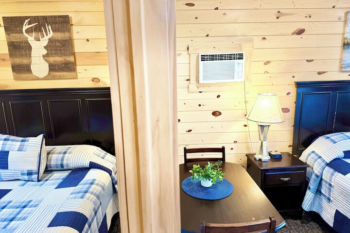 Mountain View Lodge & Cabins