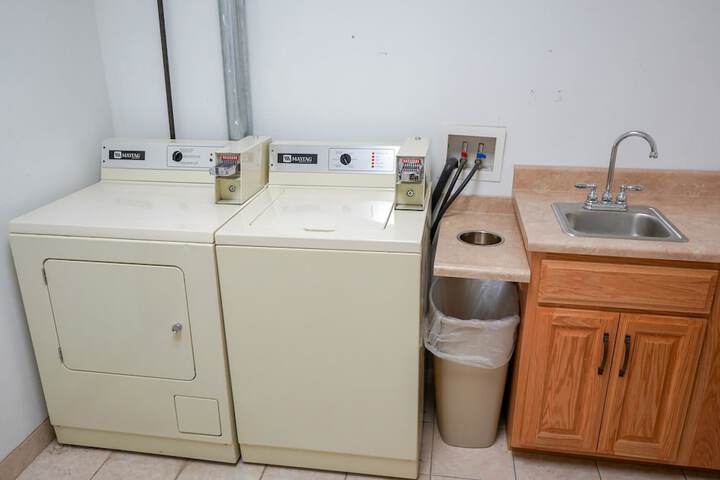 Laundry 91 of 100