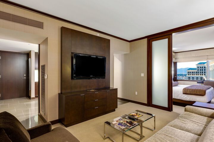 Room 46 of 122