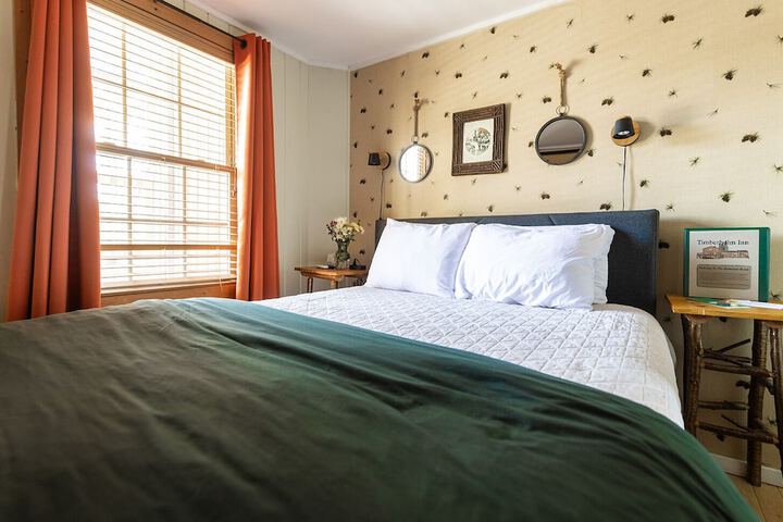 Room 15 of 54