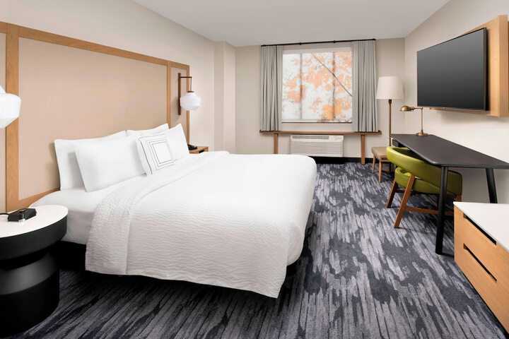 Room 14 of 20