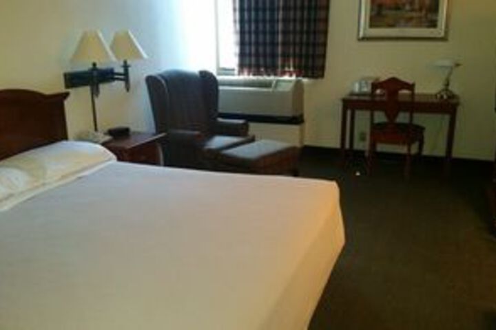 Cross Keys Motor Inn