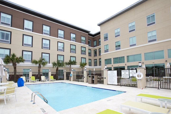 Pool 5 of 33