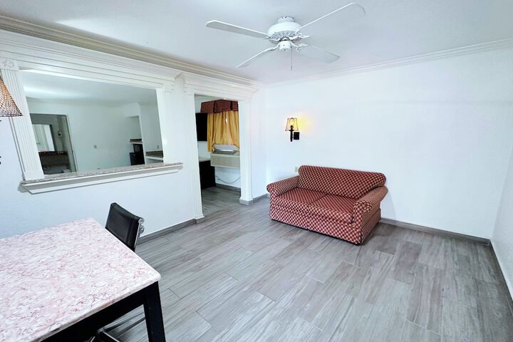 Room 37 of 48