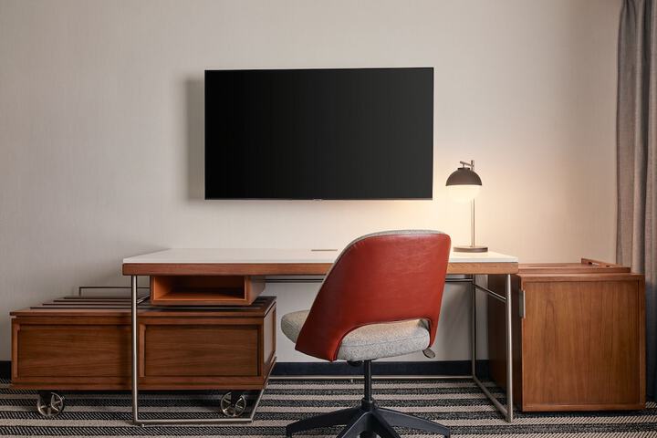 Room 14 of 64