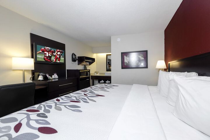 Room 12 of 25