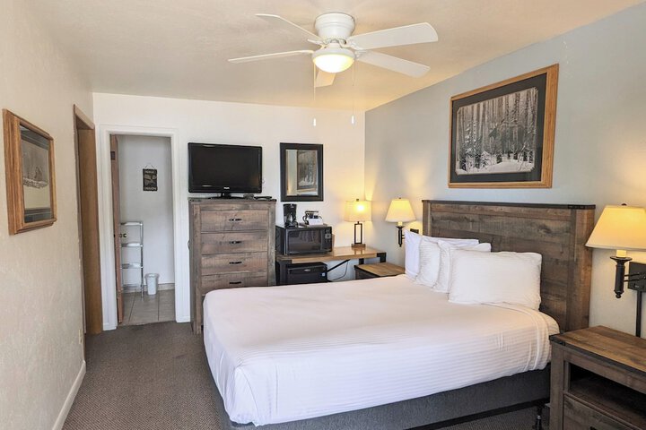 Room 31 of 65