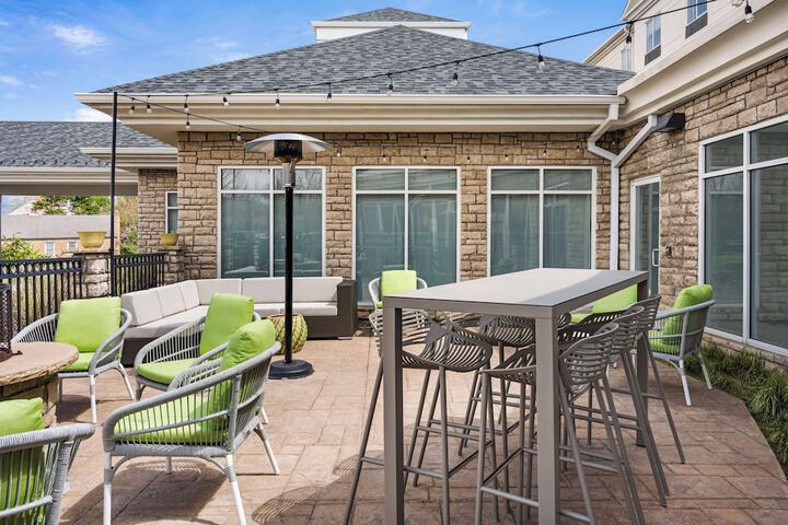 Terrace/Patio 42 of 43