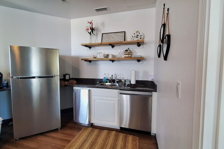 Room 15 of 24