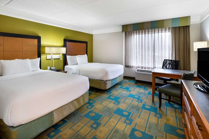 Room 20 of 32