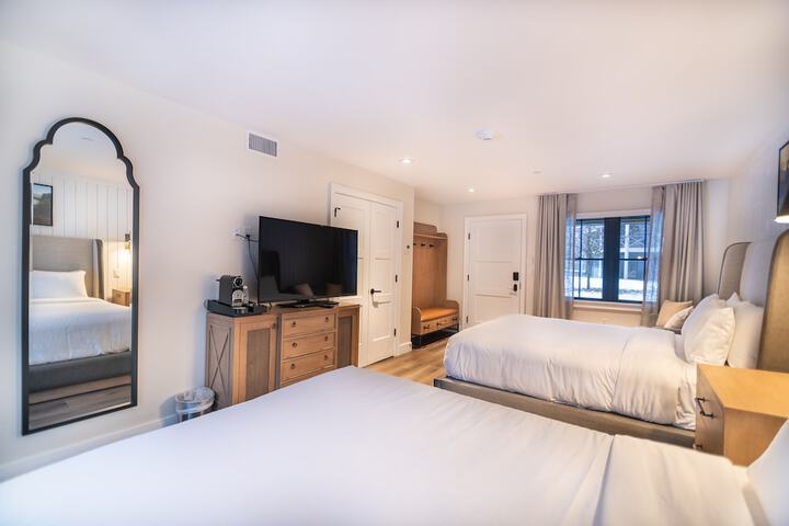 Room 73 of 155