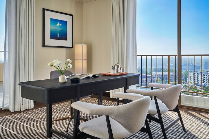 Pendry Newport Beach