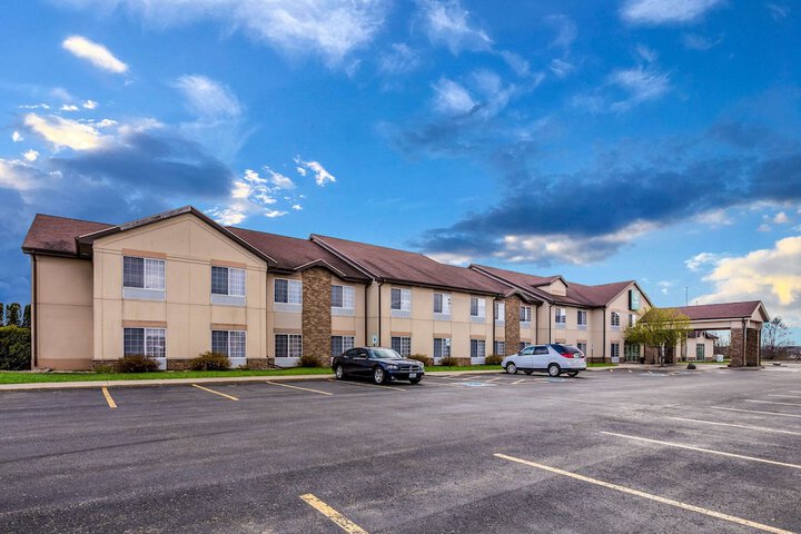 Hotel 2 of 41
