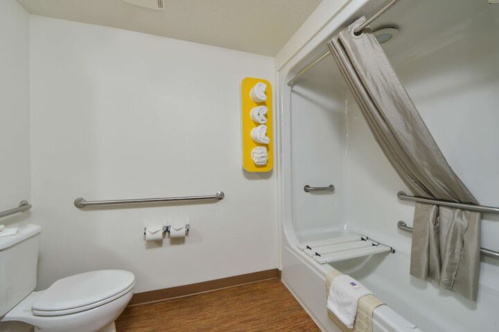 Room 26 of 26