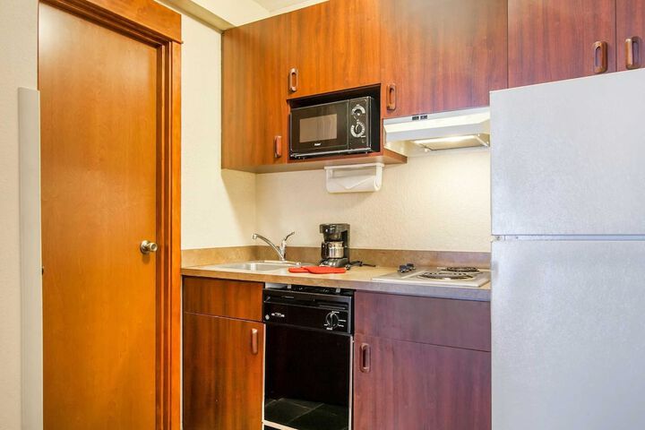 Comfort Inn & Suites Lincoln City