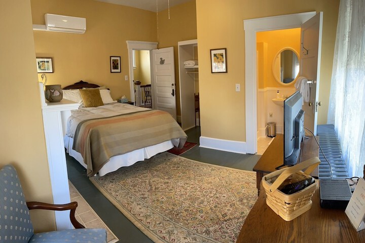 Room 31 of 43