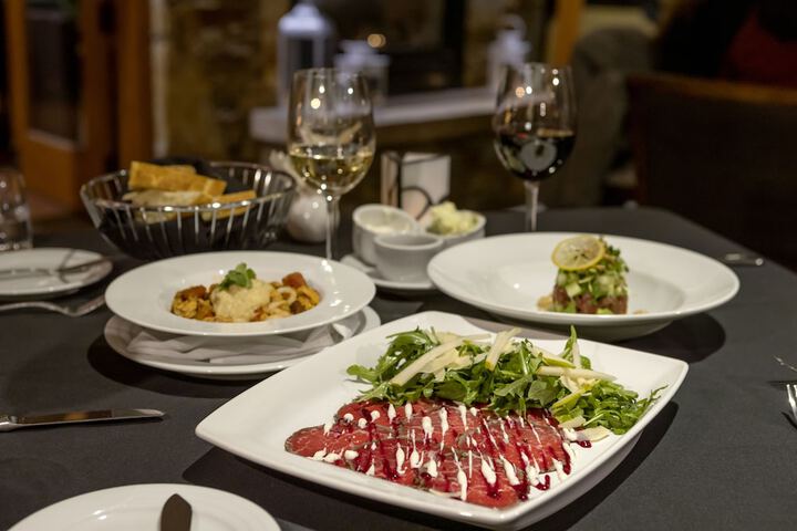 Dining 98 of 149