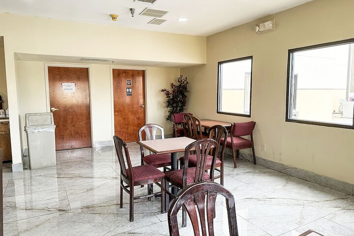 OYO Hotel Rome West GA