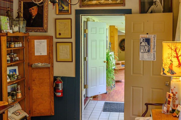 Hotel Interior 28 of 135