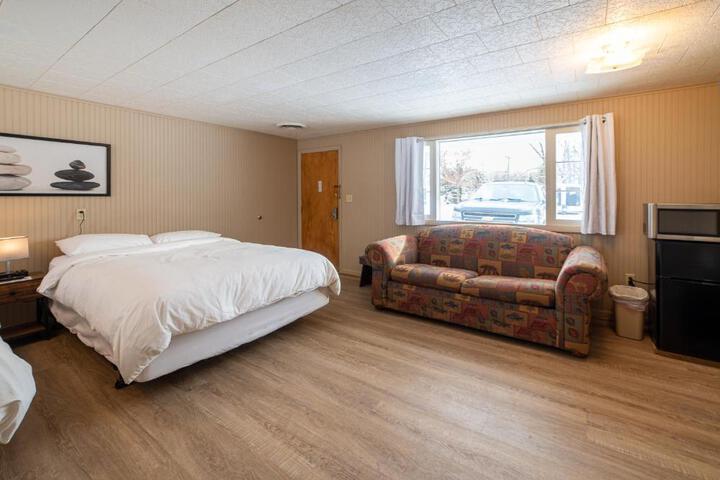 Star Gate Motel