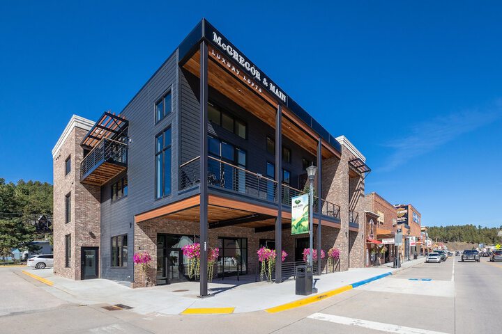 McGregor and Main Luxury Lofts