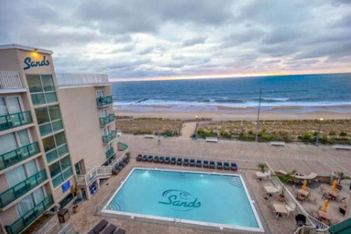 Atlantic Sands Hotel & Conference Center