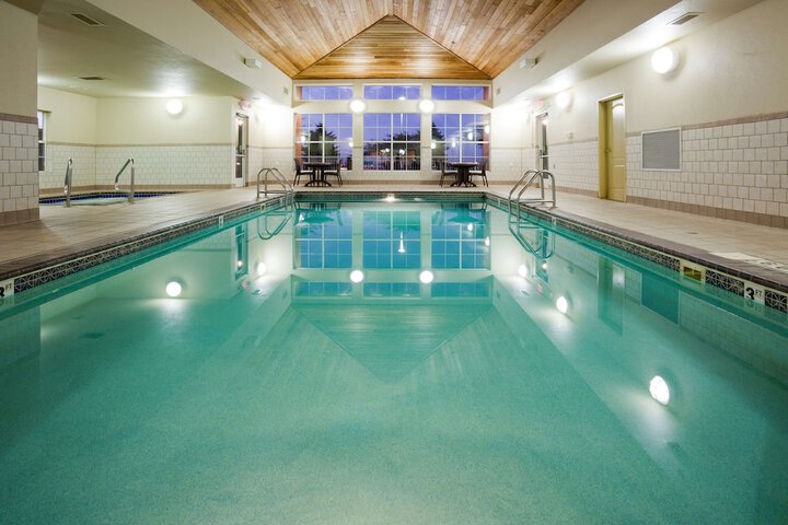 Pool 3 of 39