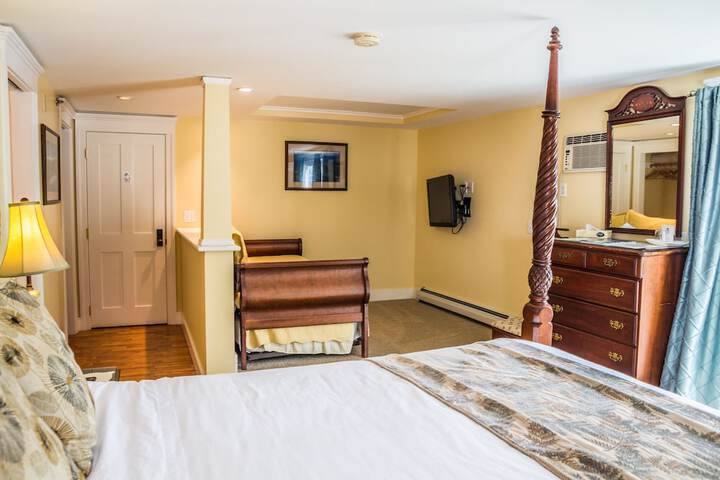 Room 43 of 129