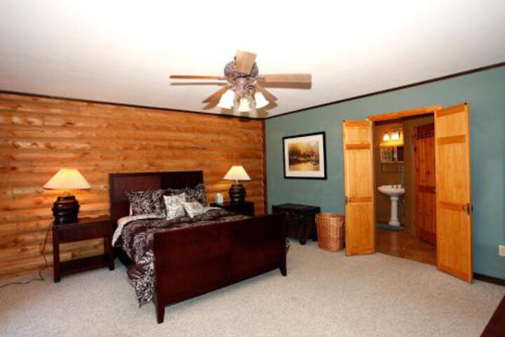 County Road House 146846
