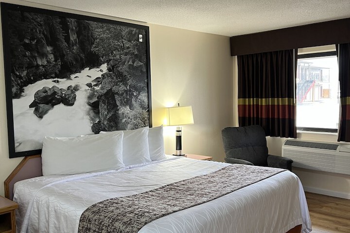 Room 16 of 22