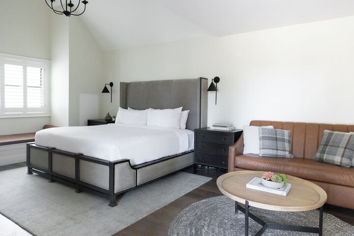 Room 48 of 155