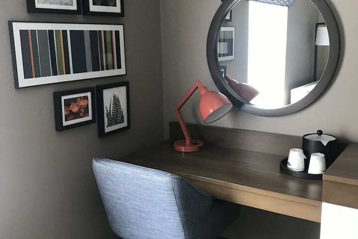 Room 11 of 50