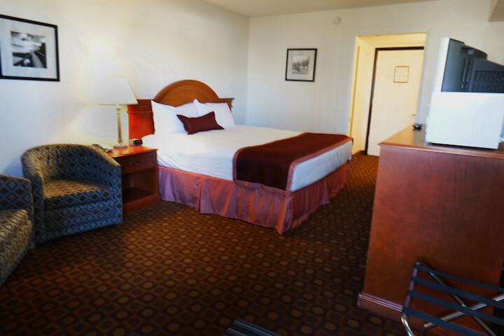 Room 62 of 82
