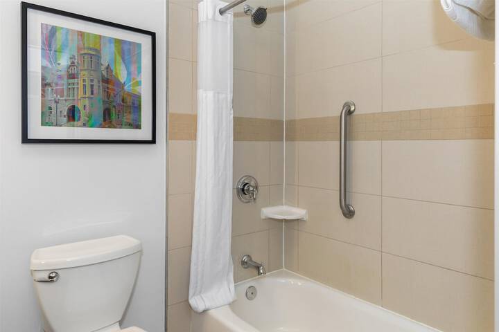 Hilton Garden Inn Auburn