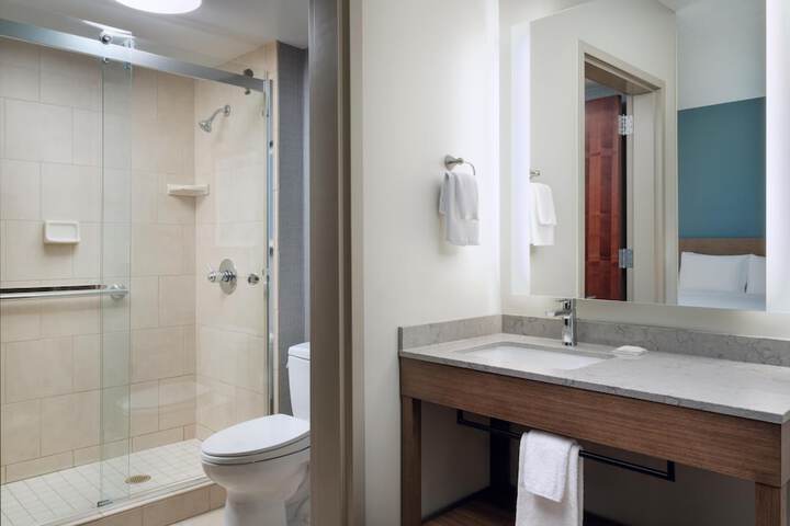 Hyatt Place Grand Rapids-South