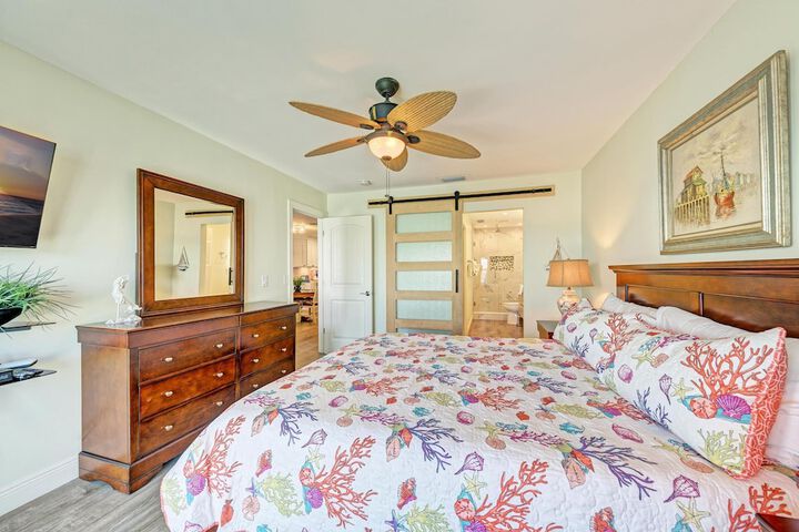 Anna Maria Island Beach Palms 5B