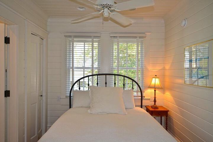 Cottage Rental Agency - Seaside Florida